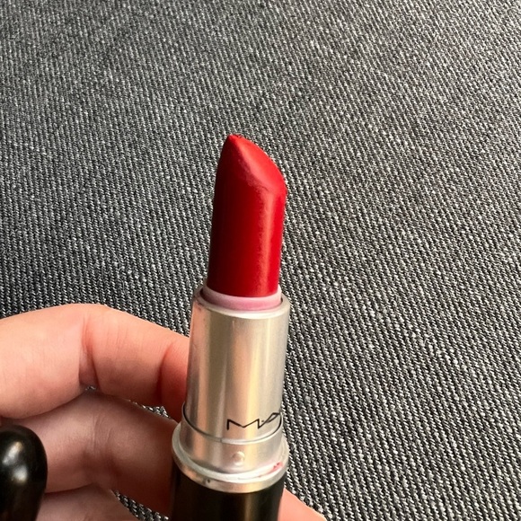 MAC Cosmetics M·A·CXIMAL SILKY MATTE LIPSTICK - Picture 4 of 5